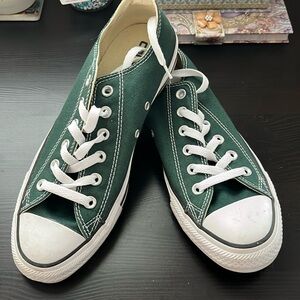 Dark Green Womens Converse/ Size 9
